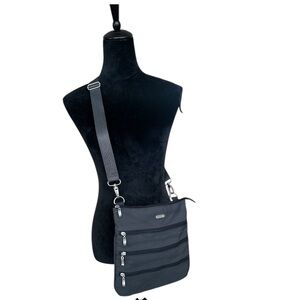 Baggallini Crossbody Bag Gray MultiPocket Travel Purse Adjustable Strap Wristlet